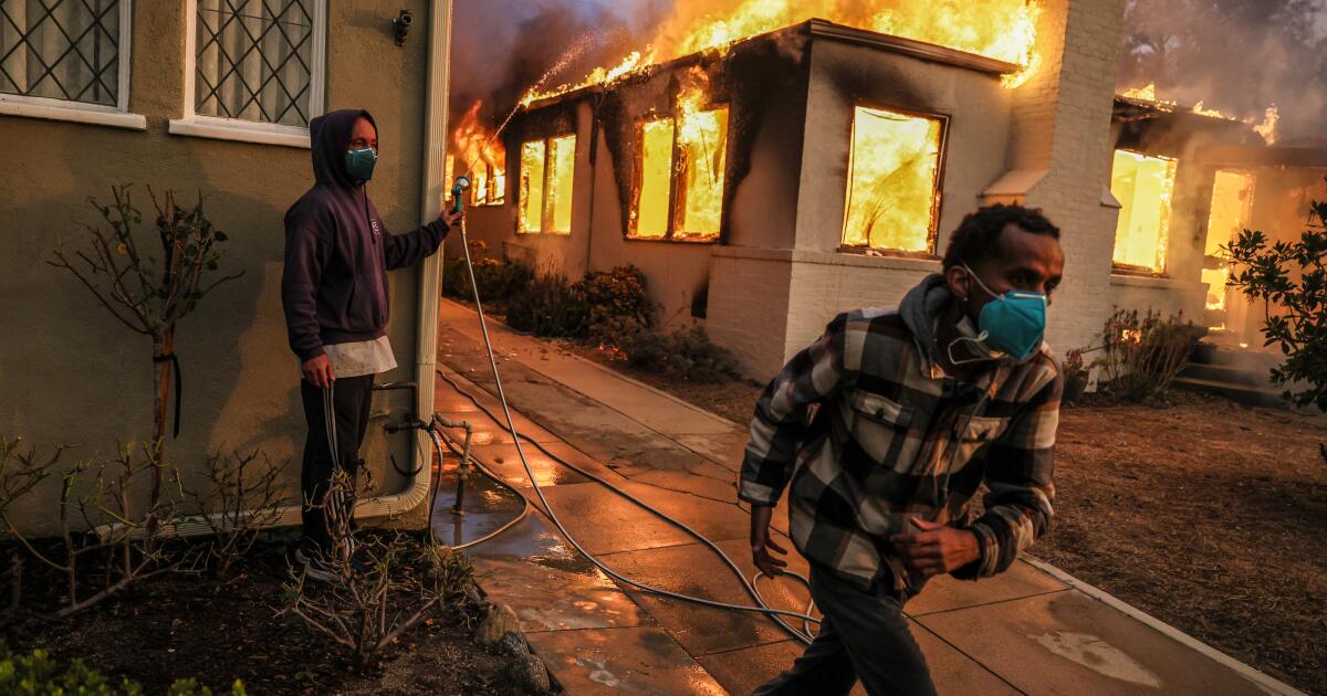 West Altadena rescue came nearly 4 hours before evacuations ordered, 911 records show
