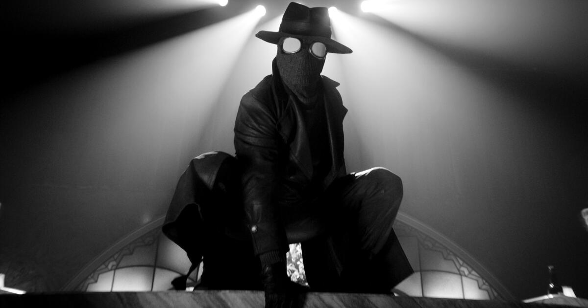'Spider-Noir' review: Spider-Man remixed with Humphrey Bogart