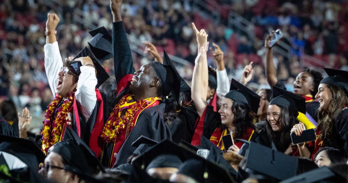 Photos: Gustavo Dudamel, L.A. Phil music director, honored at 2026 USC commencement ceremony