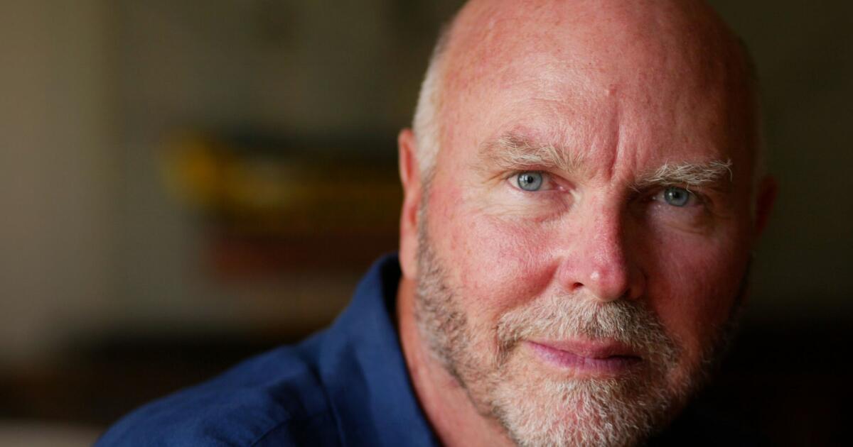 J. Craig Venter, who won the race to sequence the human genome, dies in San Diego at 79