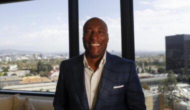 Entertainment mogul Byron Allen to acquire Buzzfeed, HuffPost