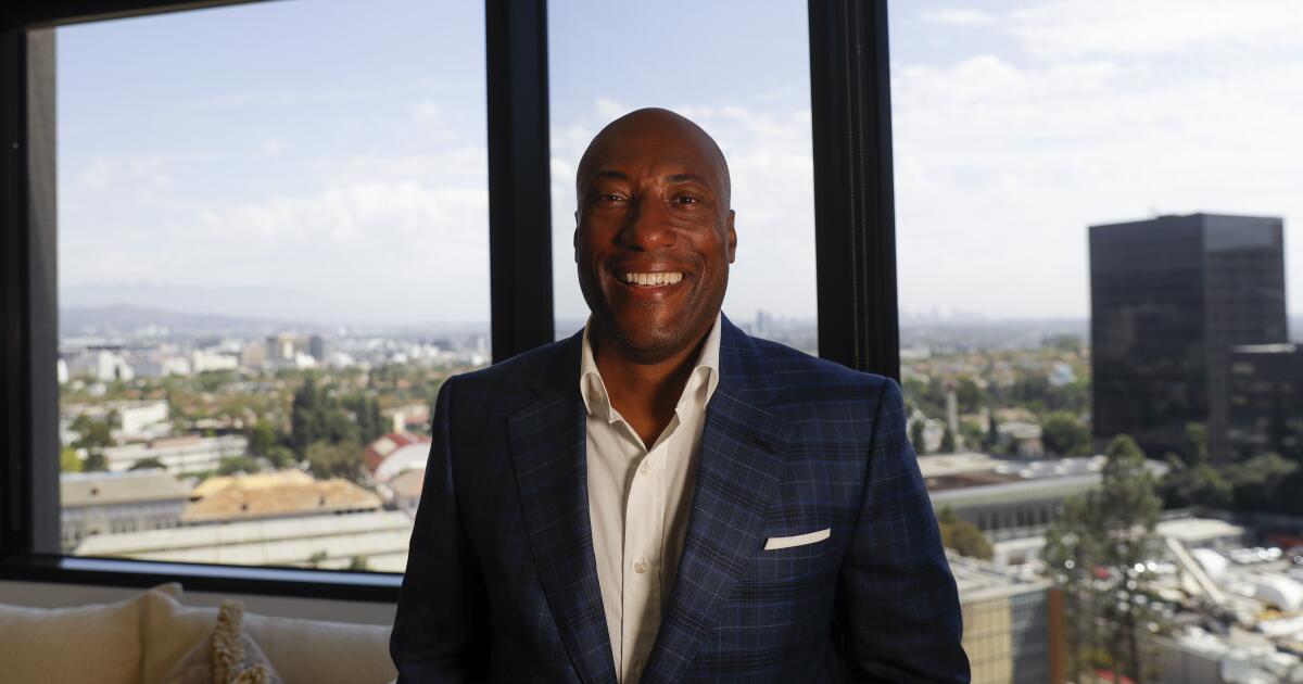 Entertainment mogul Byron Allen to acquire Buzzfeed, HuffPost