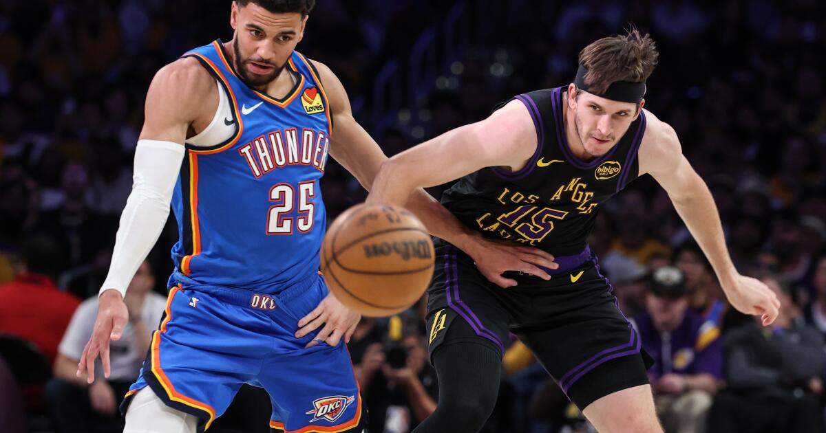 Lakers fight to the finish but are eliminated by Thunder