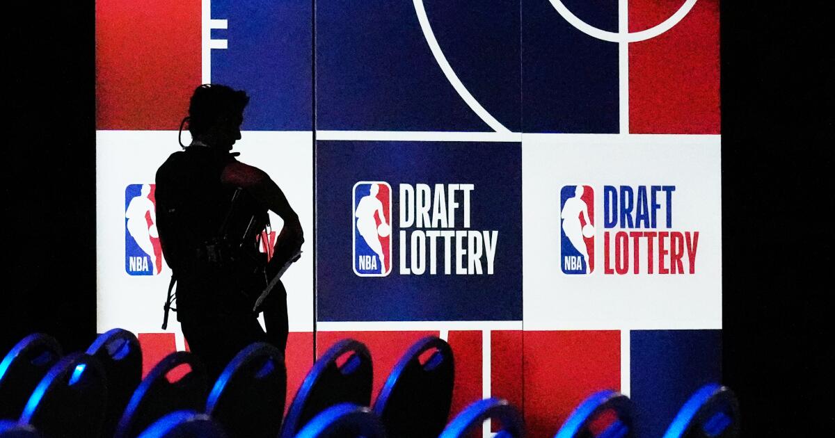 Washington wins NBA draft lottery, Clippers land fifth pick