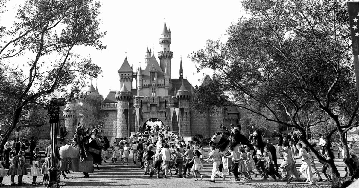 Contributor: What the marriage and family nostalgia is really about