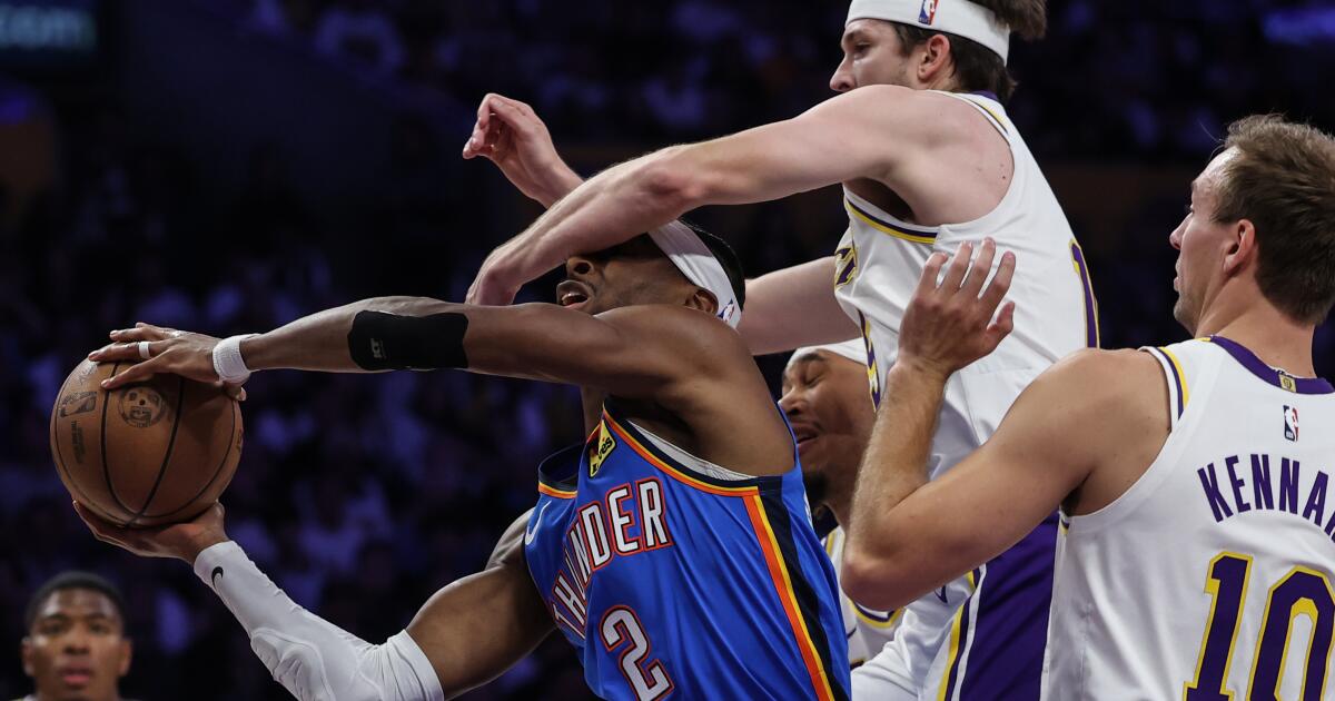 Lakers drop Game 3 to Thunder; now one loss from elimination
