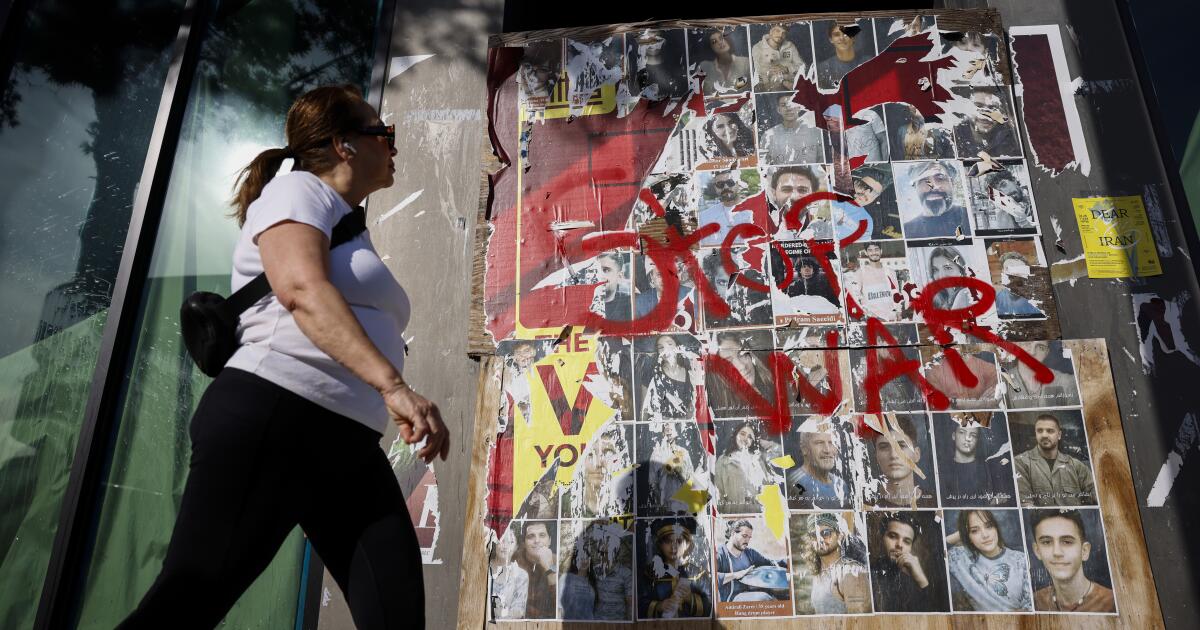 Arrests of several L.A. Iranian families sow confusion in a polarized community