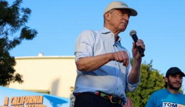 Influencer files complaint against Steyer campaign, alleging violations