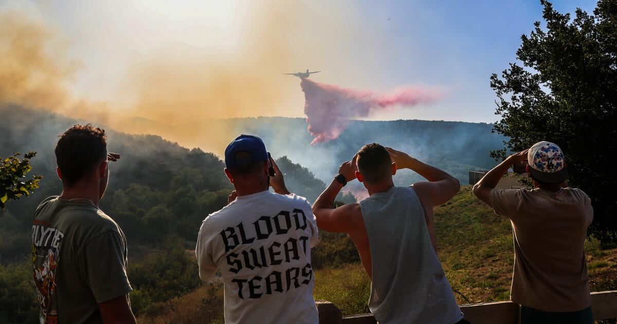 Sandy fire growth stalls overnight, containment climbs to 5%