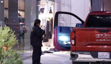 Thieves ram stolen truck into West Hollywood luxury store in smash-and-grab burglary