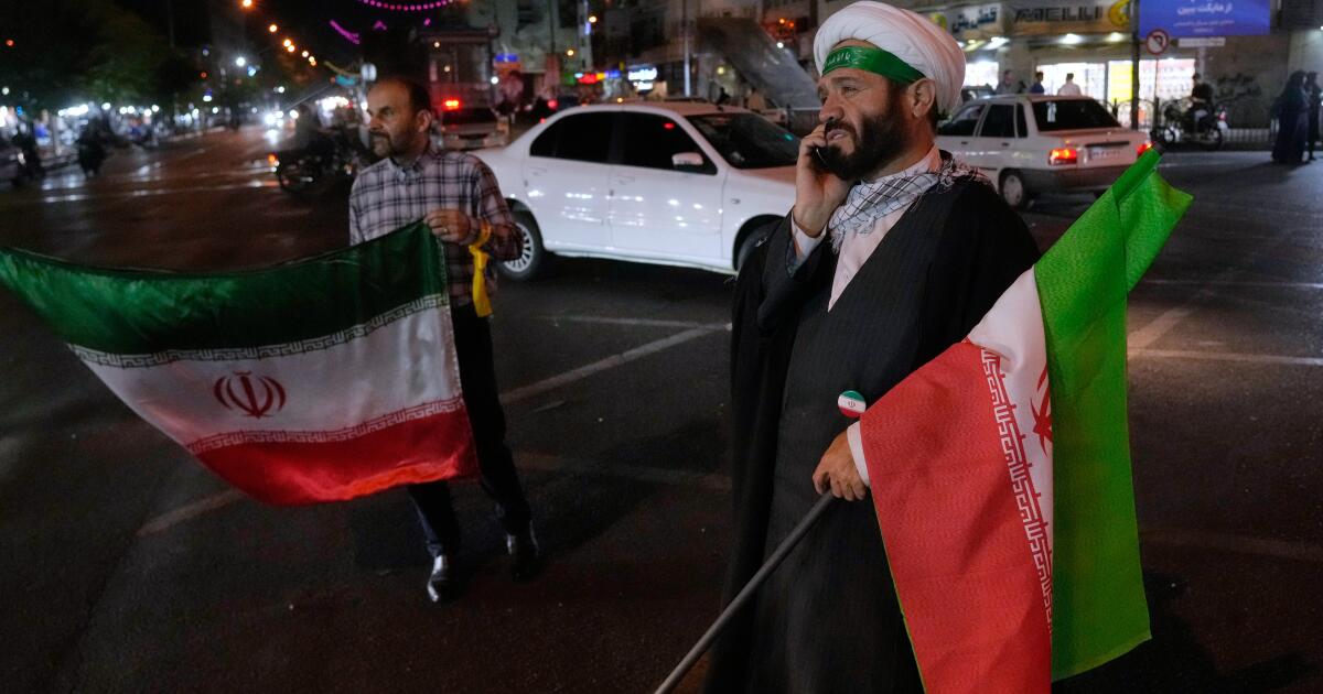Iran warns U.S. against attacks on its tankers