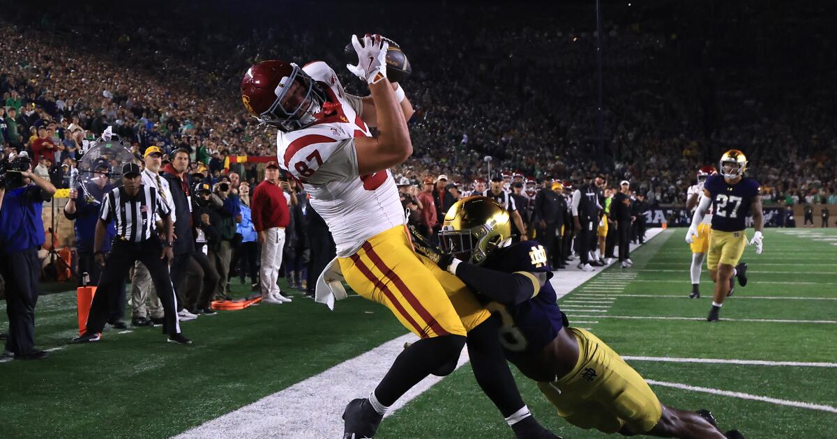 Is the USC vs. Notre Dame rivalry back? Negotiations have resumed