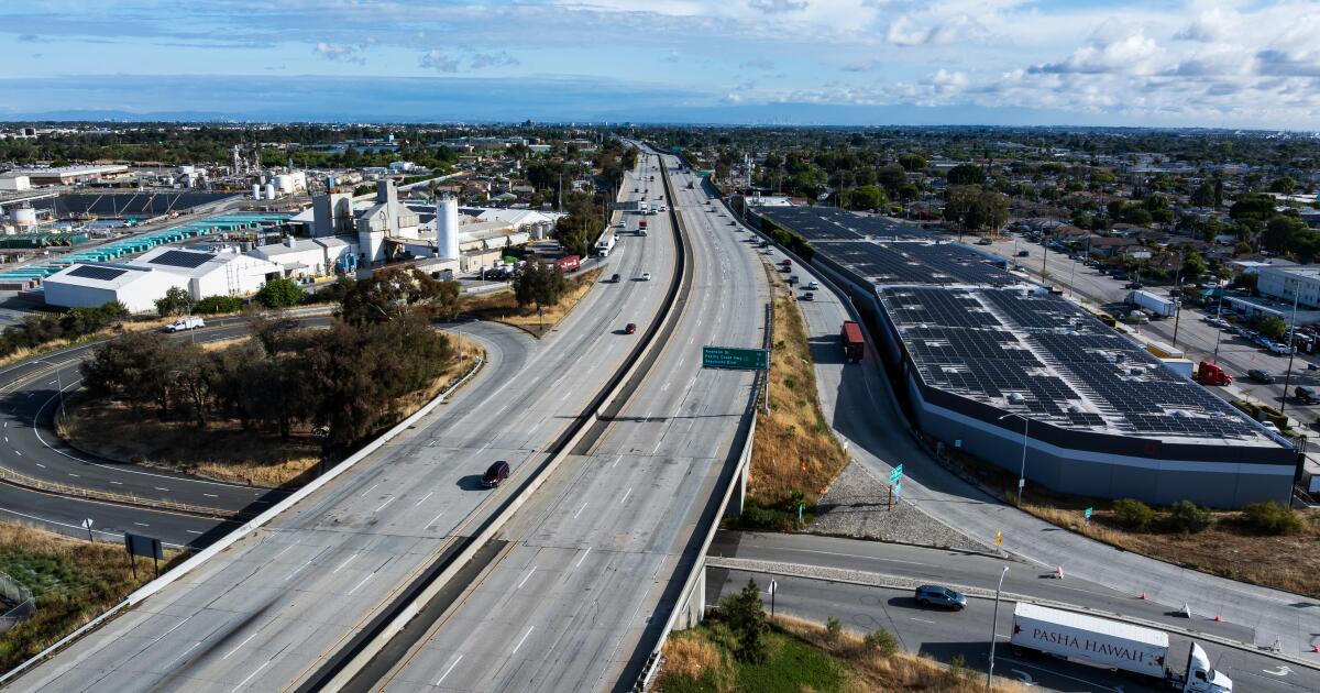 Investigators probe 110 freeway fire after mattresses, debris found in smoldering tunnel