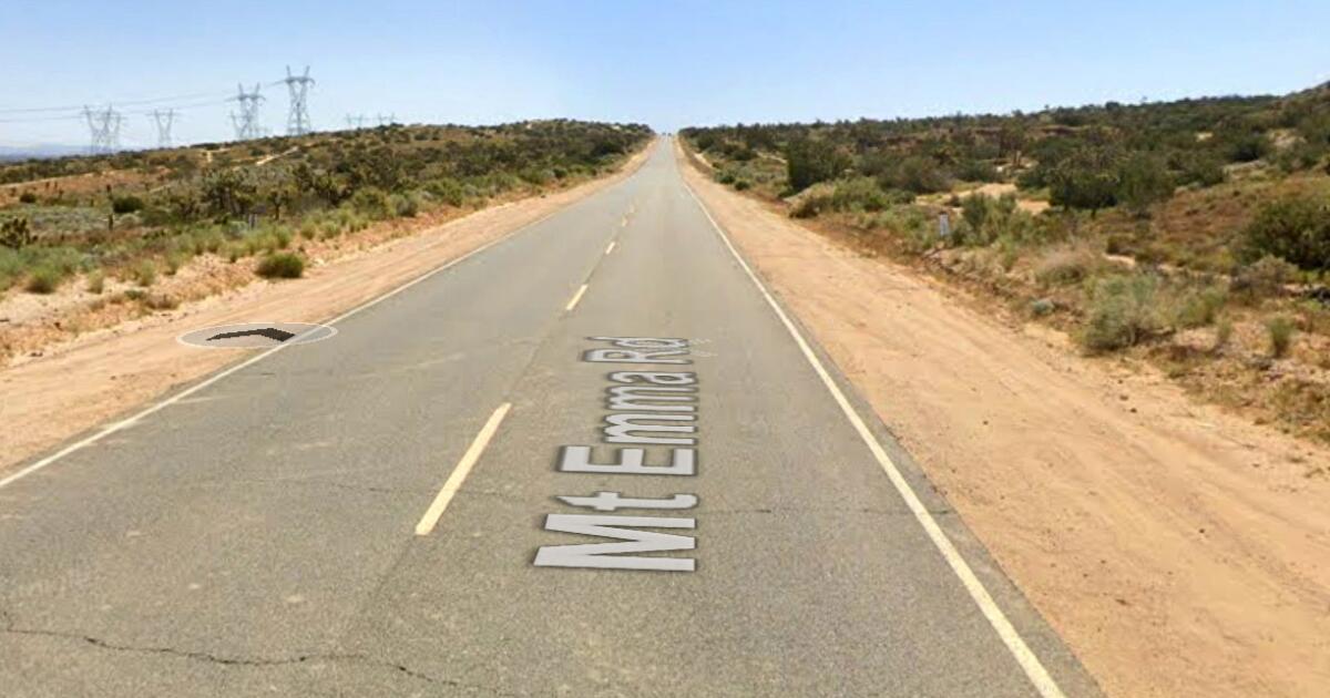Two people killed in in head-on car crash near Palmdale