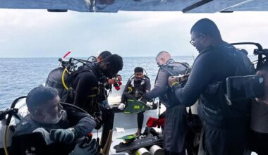 Military diver dies off Maldives searching for bodies of 4
