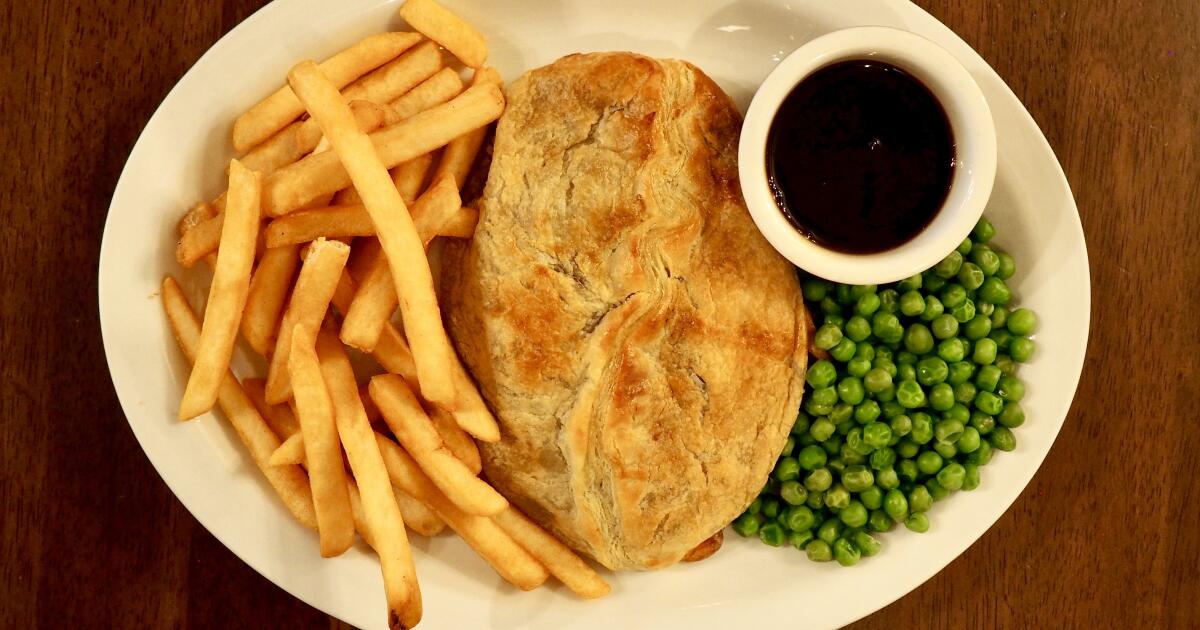 Where to watch the World Cup games in Los Angeles with pub food