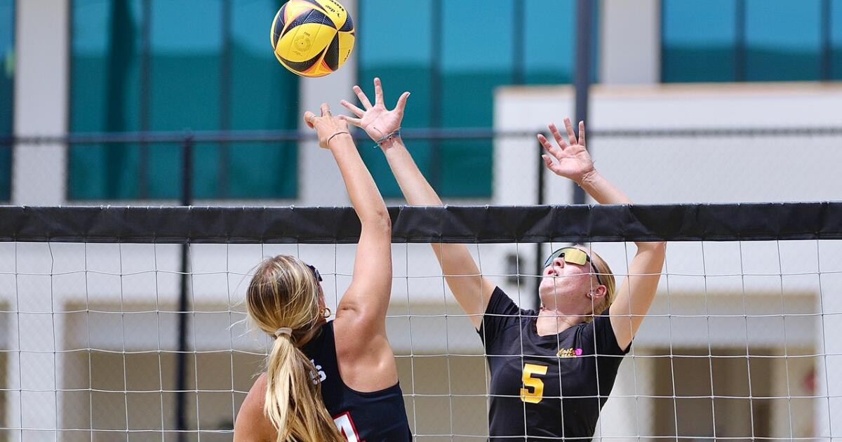 Mira Costa sweeps JSerra for girls' beach volleyball title