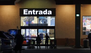 Raid fears continue to choke business at Latino-owned shops