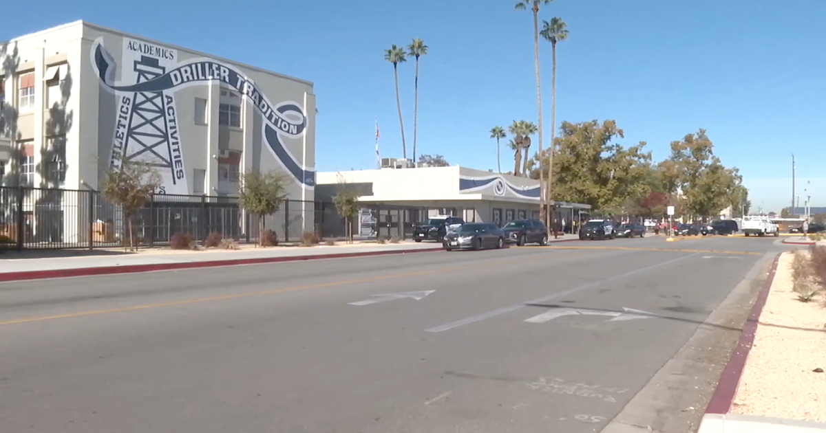 Bakersfield High School lockdown lifted after phone threat