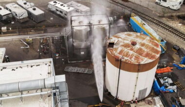 California Chemical Tank Heating up After Evacuation in LA Suburb, Fire Official