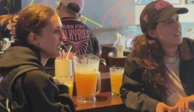 Valkyries fans celebrate big win over Mercury at packed San Francisco watch parties