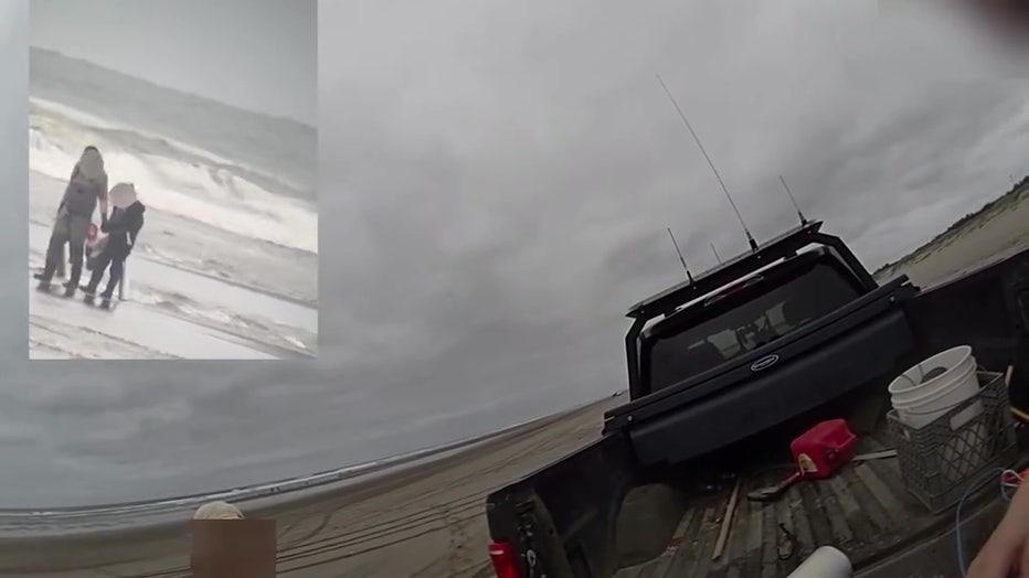 Couple Illegal Clam Digging Long Beach