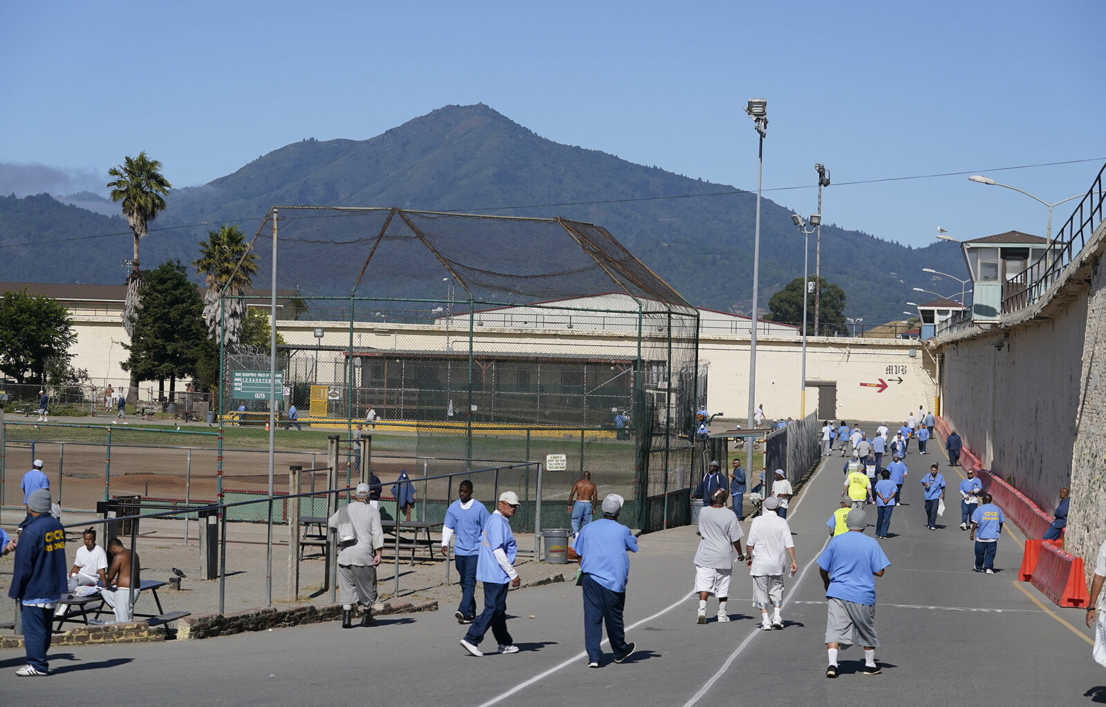 In Los Angeles, a sister offers shelter and mercy to immigrants convicted of crimes