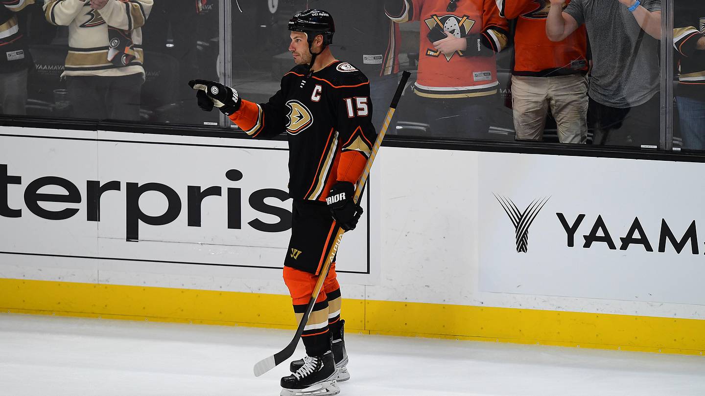 Apr 24, 2022; Anaheim, California, USA; Anaheim Ducks center Ryan Getzlaf (15) celebrates the goal scored by center Adam Henrique (14) against the St. Louis Blues during the third period at Honda Center. Getzlaf provided his final assist on the goal. Mandatory Credit: Gary A. Vasquez-Imagn Images