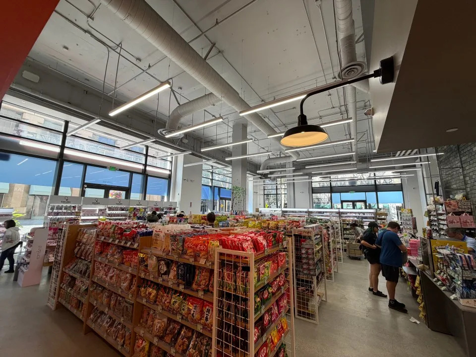 A interior look of Sakura Market. (Continue slideshow for more photos inside –>)