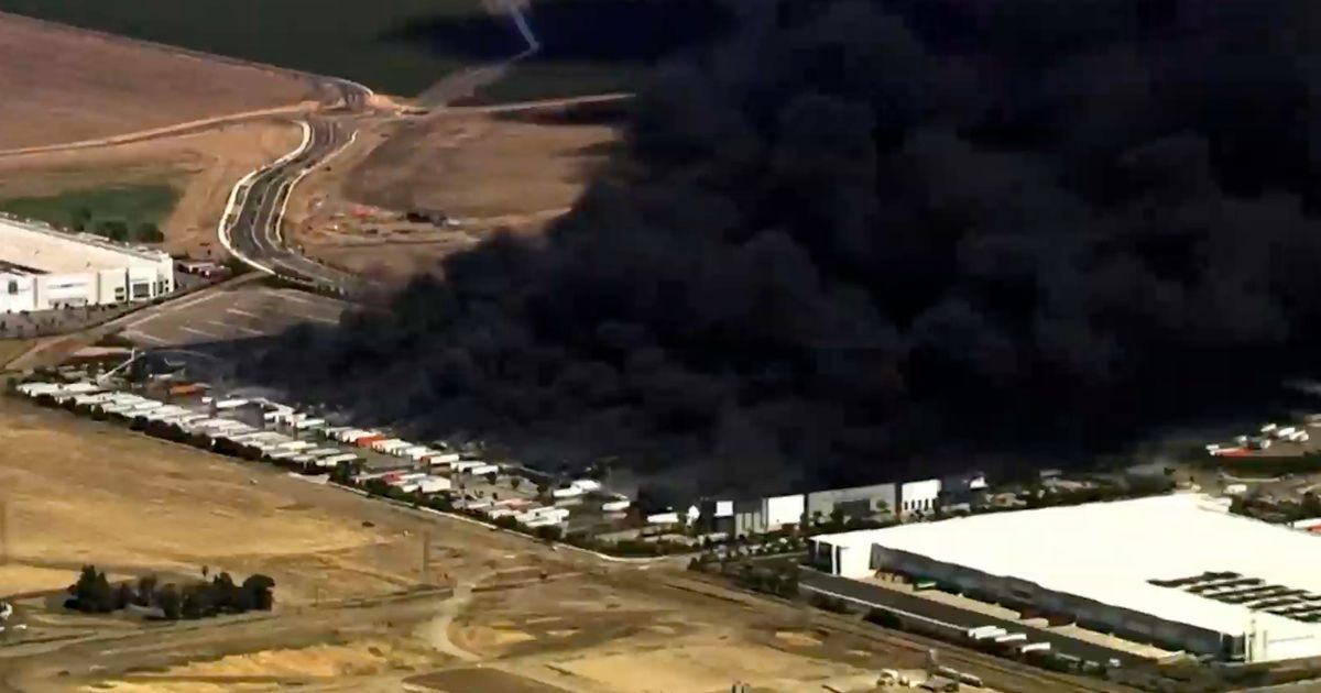 Fire at medical equipment warehouse in California prompts evacuations at nearby warehouses :: WRAL.com