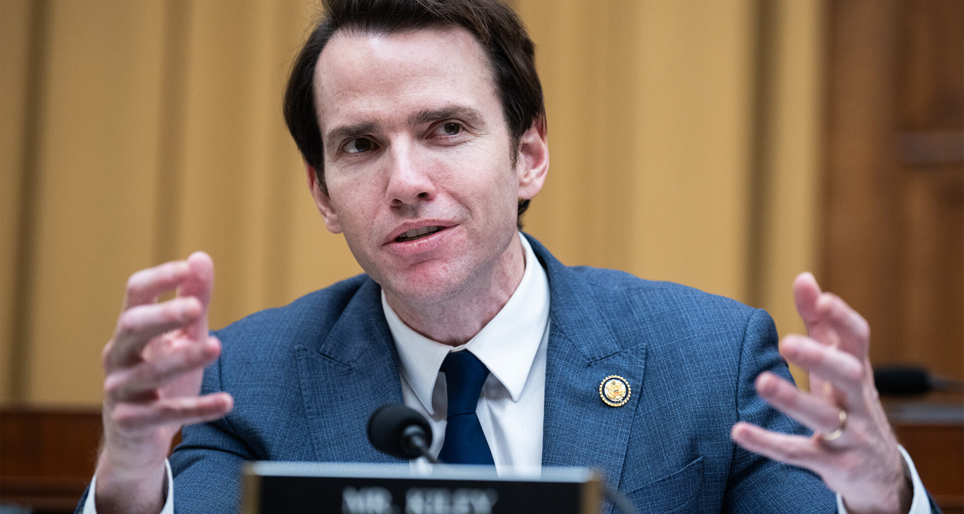 Nail-biter in redrawn Calif. district as Democrats could be shut out