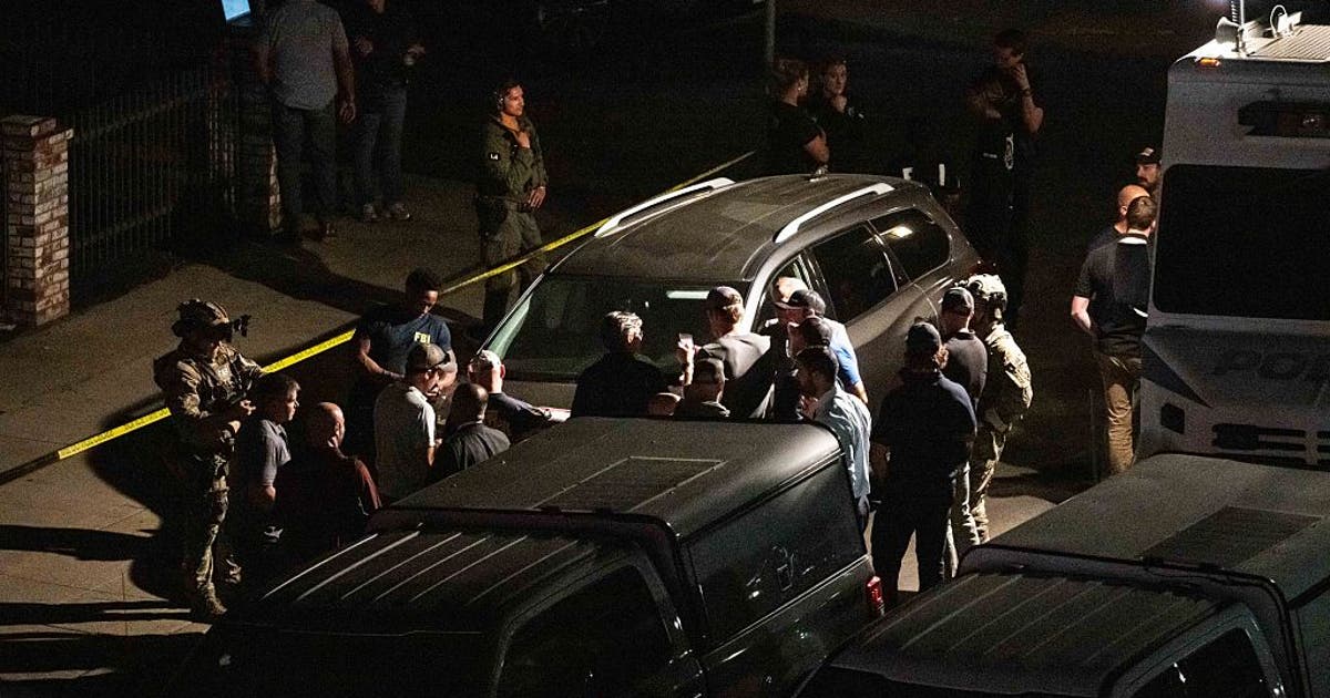 FBI kills Bakersfield hostage suspect at Chase Bank