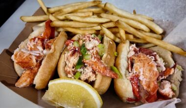 Sampling a lobster roll flight in Long Beach