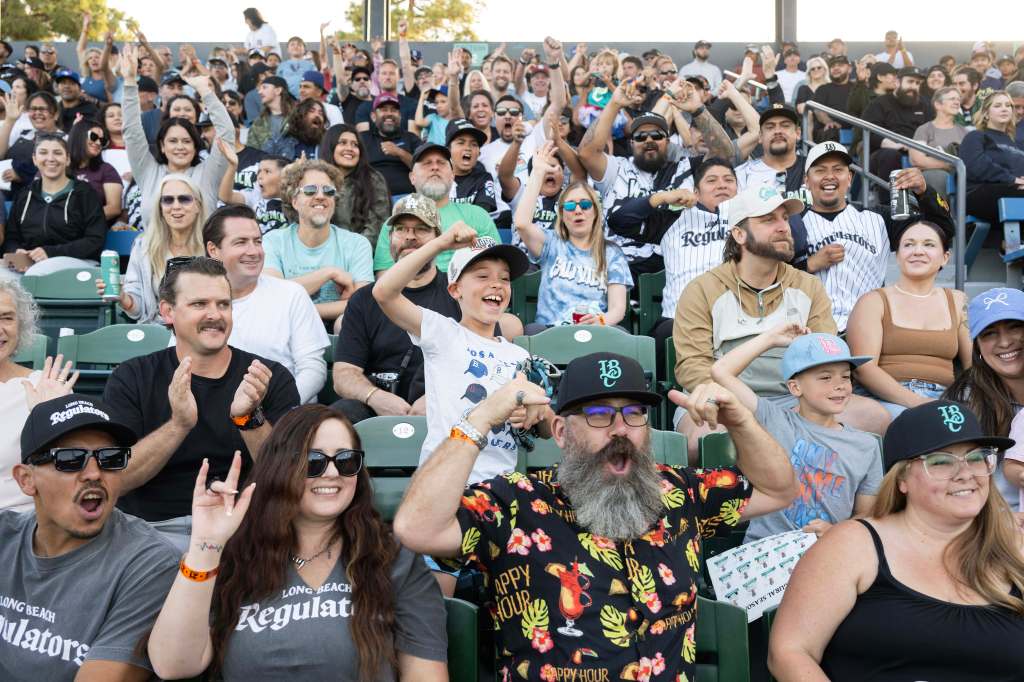 Long Beach’s new pro baseball team welcomes 3,000 fans for home opener – Press Telegram