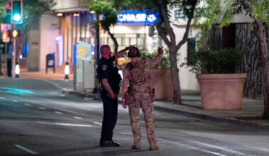 Bakersfield, California hostage standoff ends after FBI kills armed sex offender