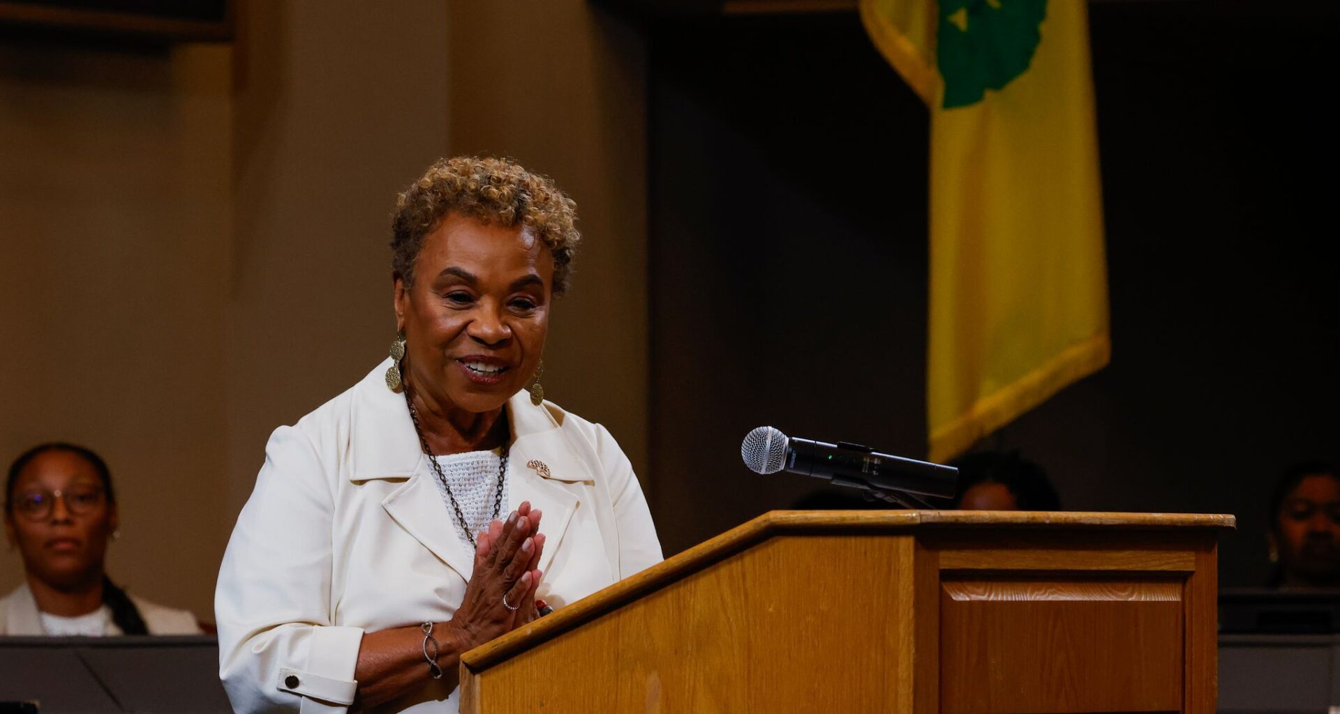 Barbara Lee’s ‘strong mayor’ proposal advances to the November ballot