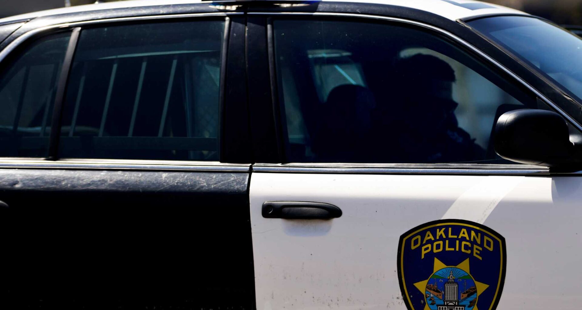 Oakland man charged with murder in stabbing death