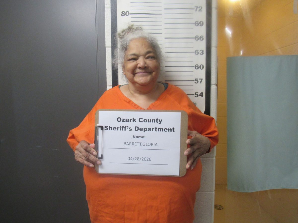 Bakersfield woman arrested on active felony warrant – Douglas County Herald