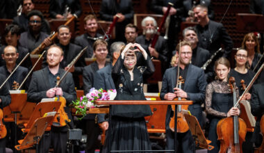 Elim Chan wows S.F. Symphony crowd after historic appointment