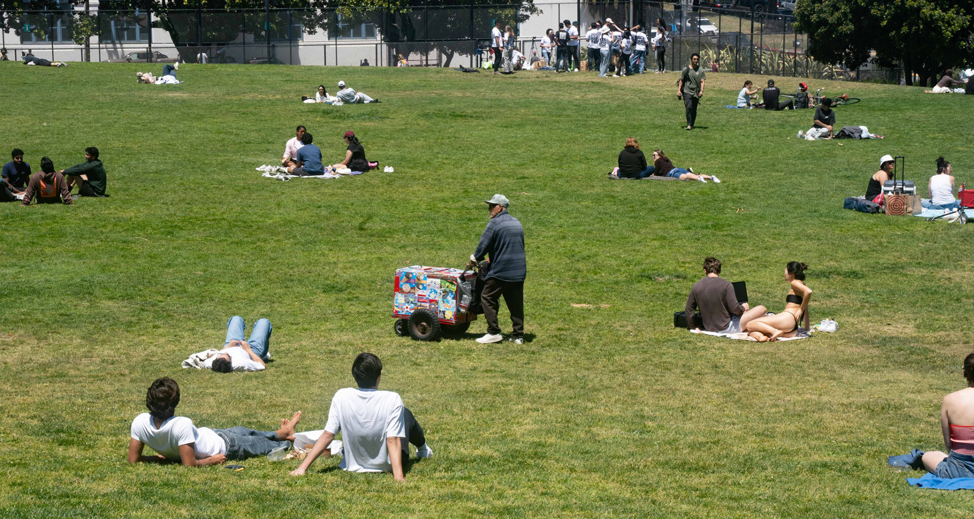 Inside the informal economy of San Francisco's Dolores Park