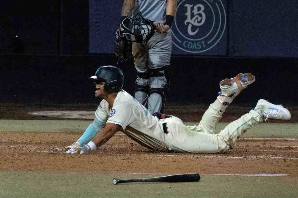 Rich Archbold: Frank T. Blair is smiling at fans’ support of Coast baseball team – Press Telegram