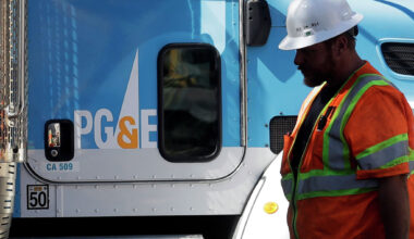PG&E warns of possible Northern California power shutoffs