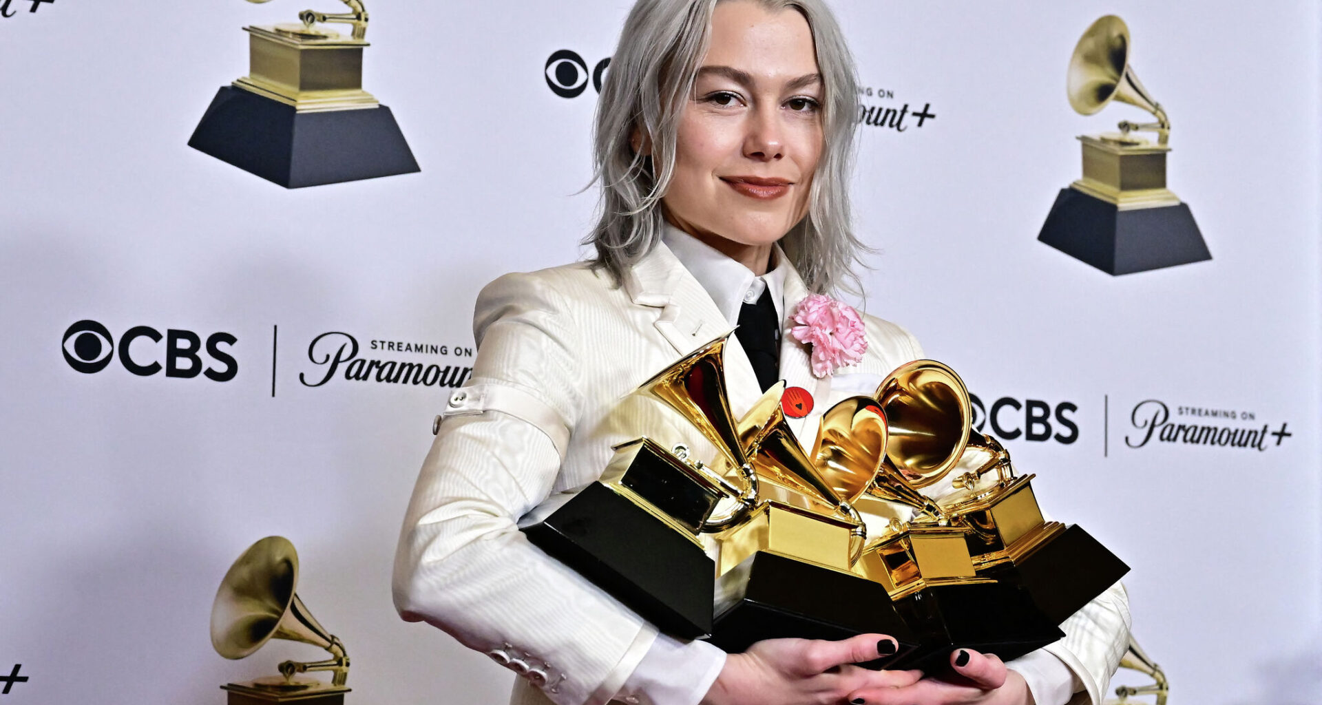 Phoebe Bridgers announces second phone-free SF show due to demand