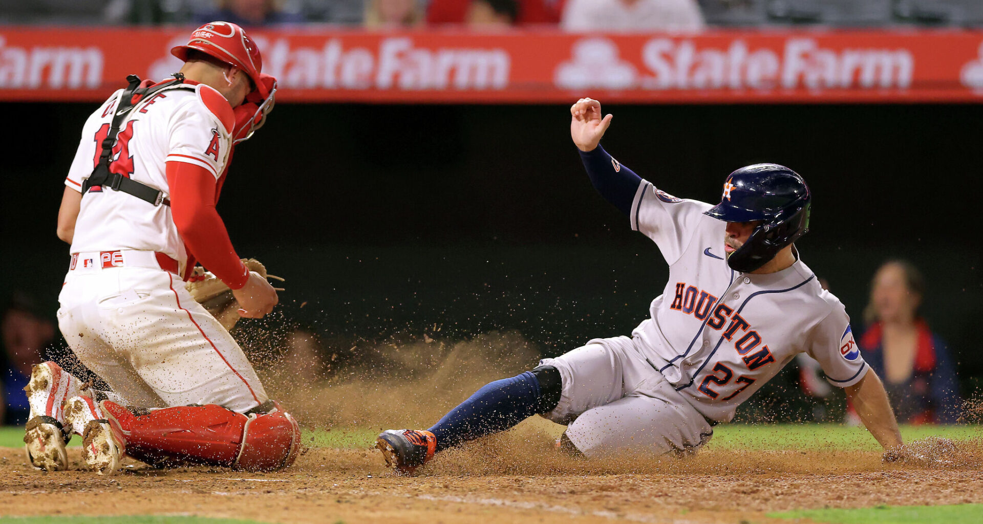 Houston Astros slip past L.A. Angels in 10 innings to open series