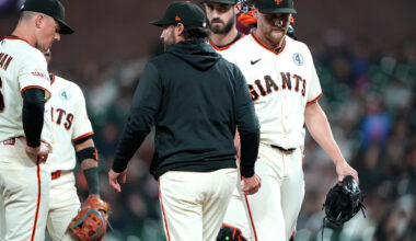 After SF Giants blow game, ex-pitcher drops epic rant on postgame show