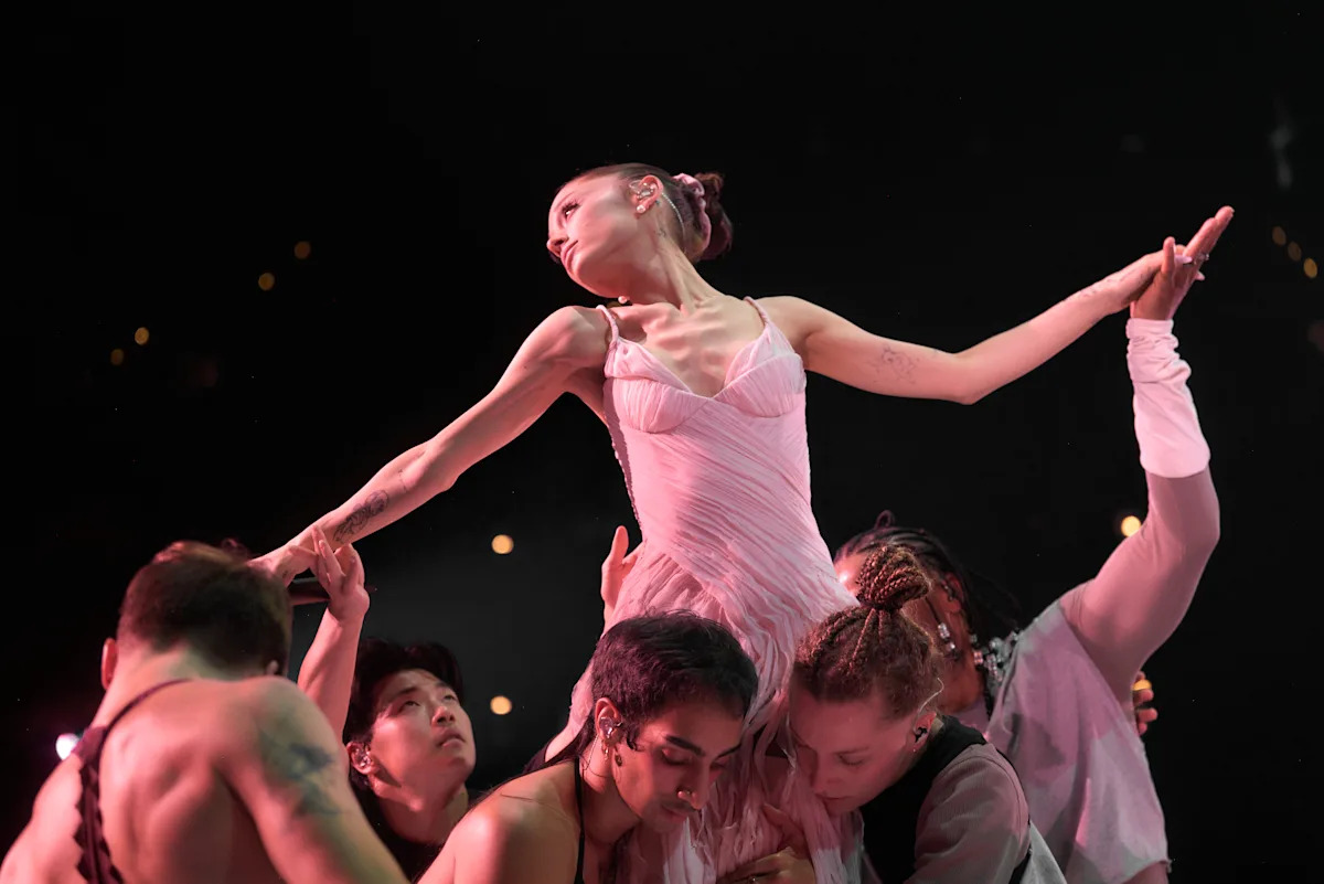 Ariana Grande Makes Her Audience Wish ‘Sunshine’ Really Was Eternal in Bravura Oakland Tour Opener: Concert Review