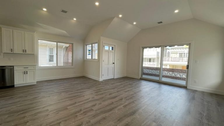 The Connecticut Avenue home is under 1,000 square feet.