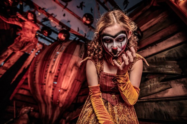 The Mesmer: Sideshow of the Mind haunted maze at Knott's Scary Farm. (Courtesy of Knott's Berry Farm)