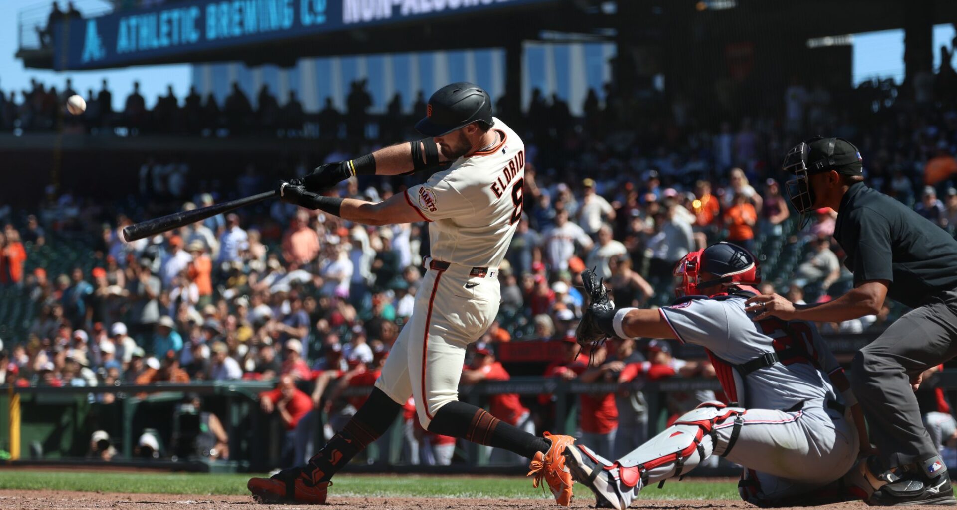 Eldridge's grand slam caps wild comeback as Giants rally from 8 down in 8th to stun Nats, 11-10