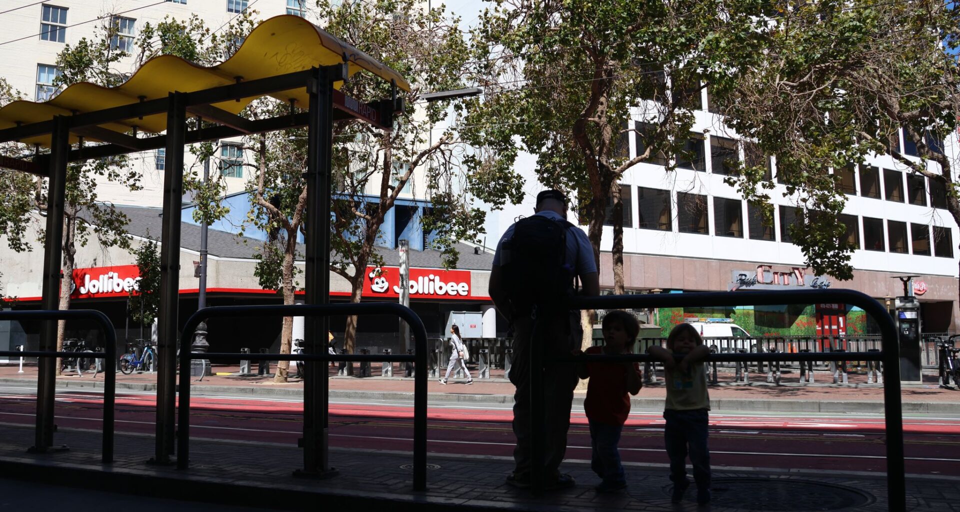 Jollibee in SF continues to face permitting challenges and delays